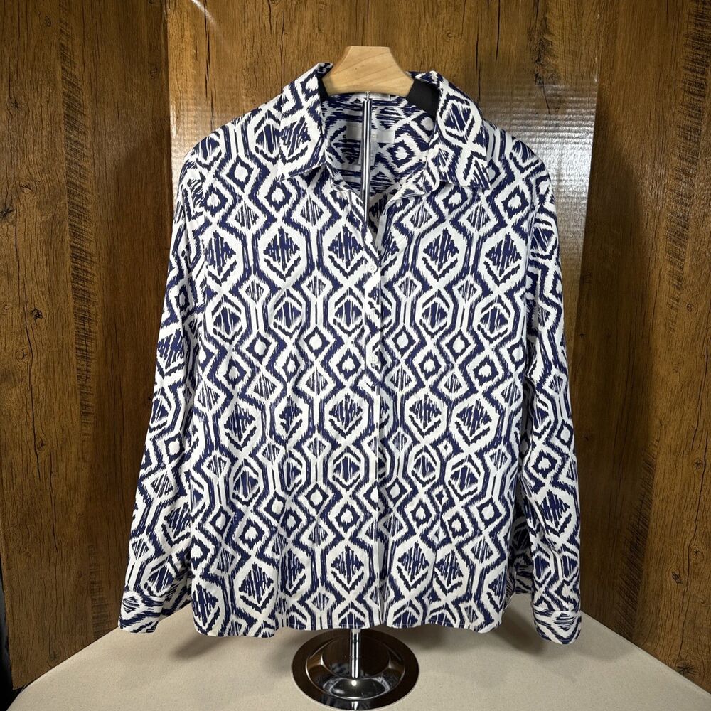 Chico's Carbon Blue Ikat Ameesha ll Effortless Button-up Cotton Comfy Blouse Top